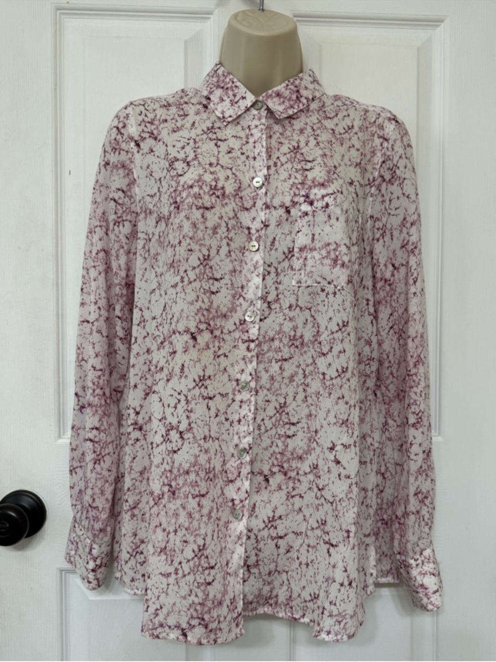 Foxcroft Lyocell Button Front Blouse Pink Marble Print Size 8 - Picture 2 of 14